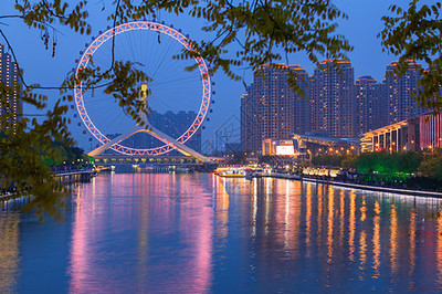 青岛信号山俯瞰城市夜景