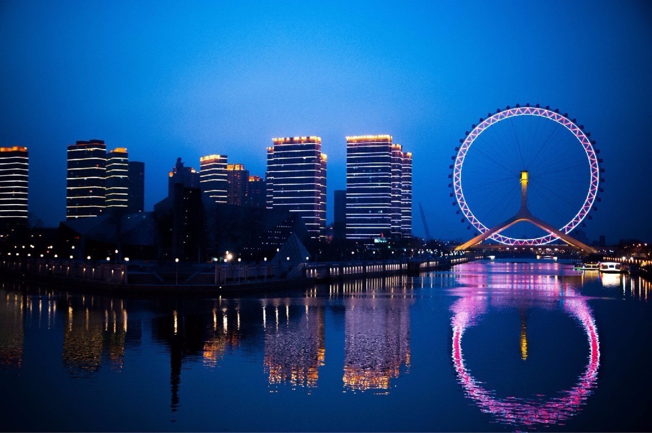 这家奢华酒店极具浪漫,占尽了天津的夜景!